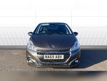 Used Peugeot 208 2019 for sale - 77609815: Photo
