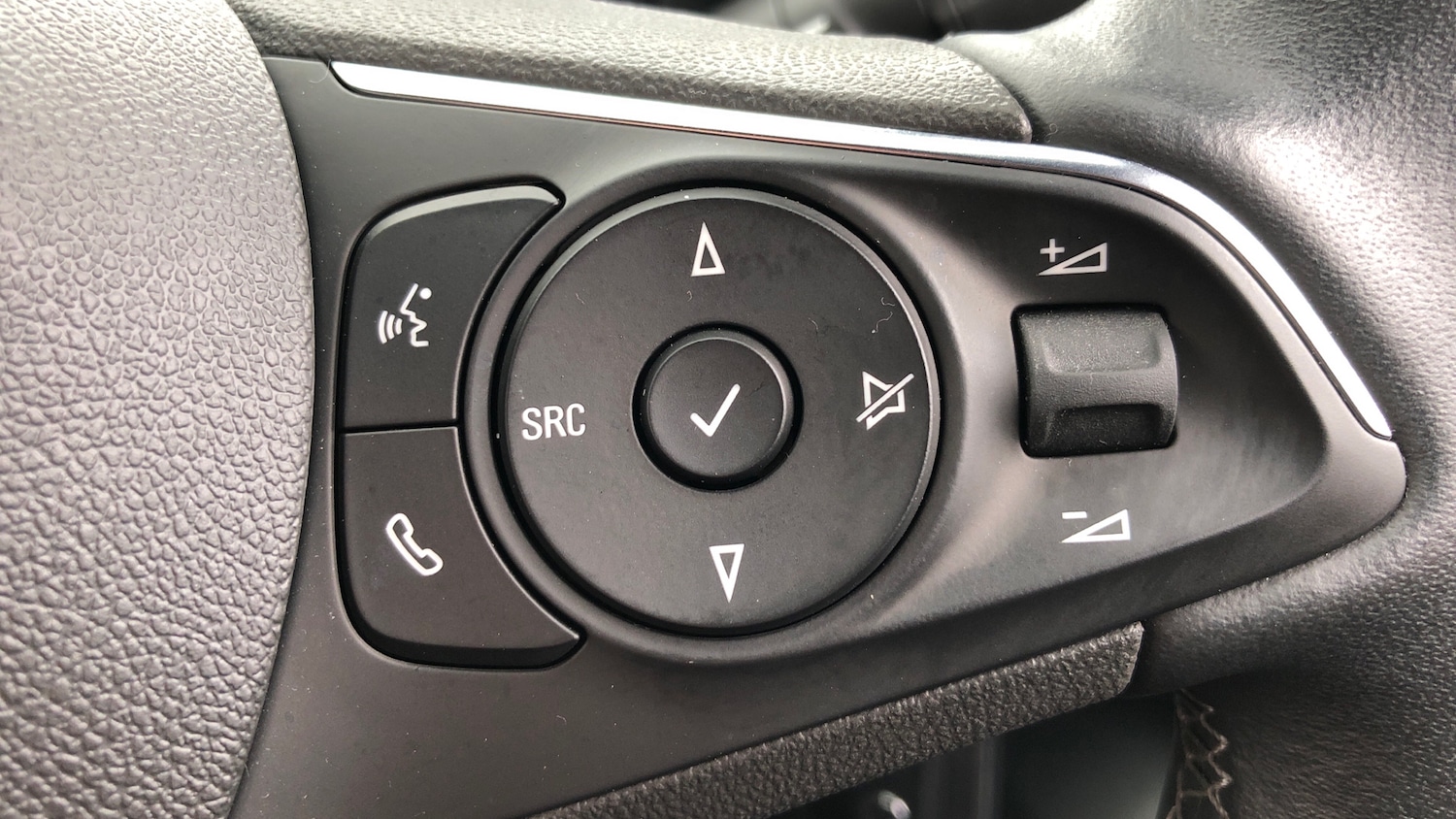 Used Vauxhall Mokka 2023 for sale - 76402346: Photo 25