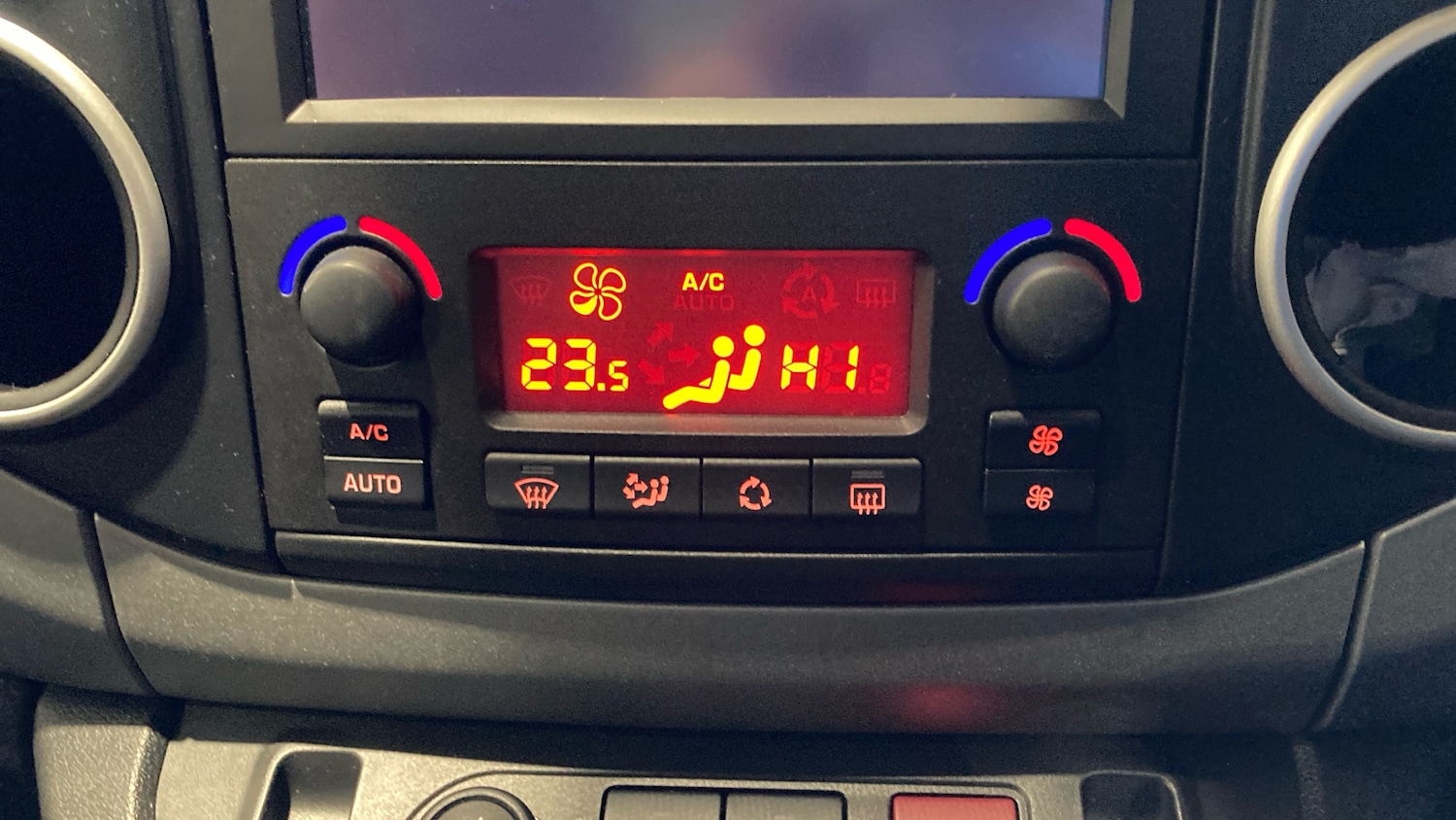 Used Citroen Berlingo Multispace 2018 for sale - 77903812: Photo 25