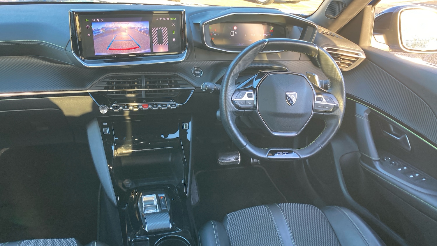 Used Peugeot 2008 2023 for sale - 76817424: Photo 10