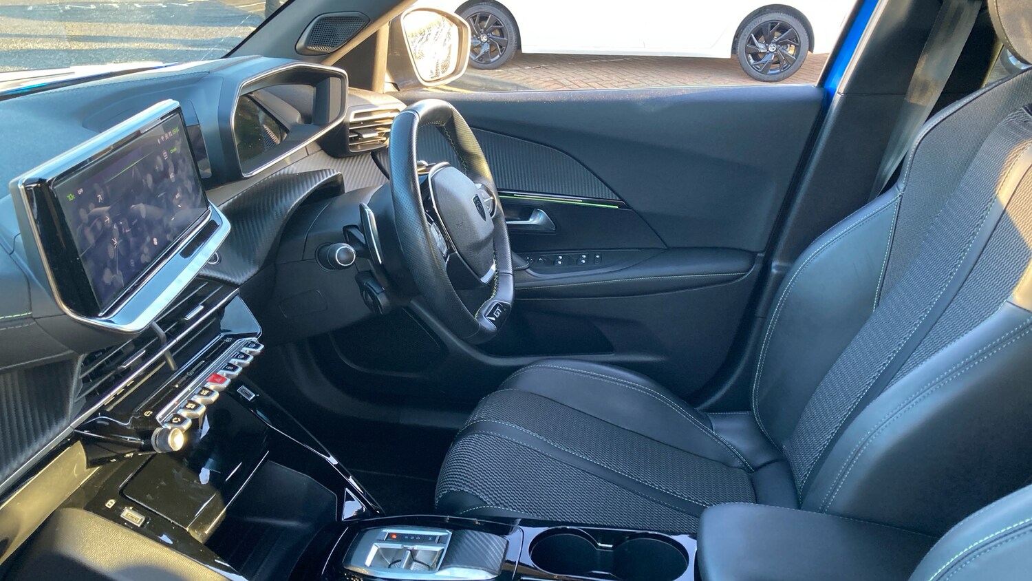 Used Peugeot 2008 2023 for sale - 76817424: Photo 26