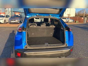 Used Peugeot 2008 2023 for sale - 76817424: Photo