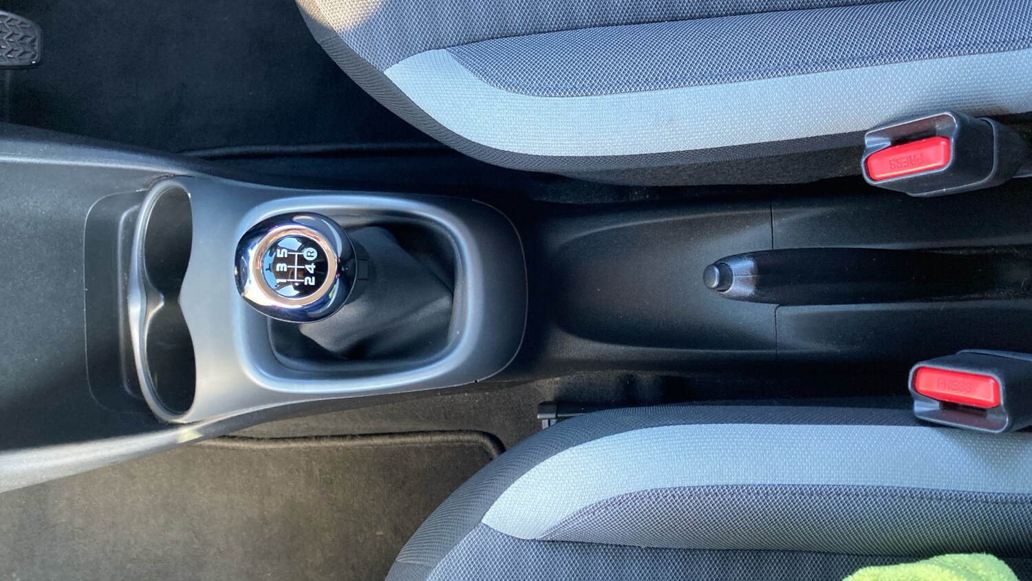 Used Toyota AYGO 2018 for sale - 76228136: Photo 24