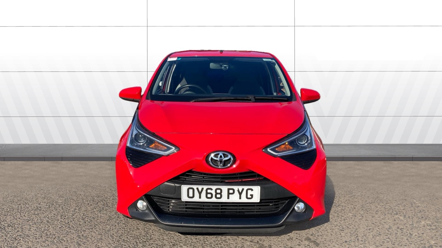 Used Toyota AYGO 2018 for sale - 76228136: Photo 3