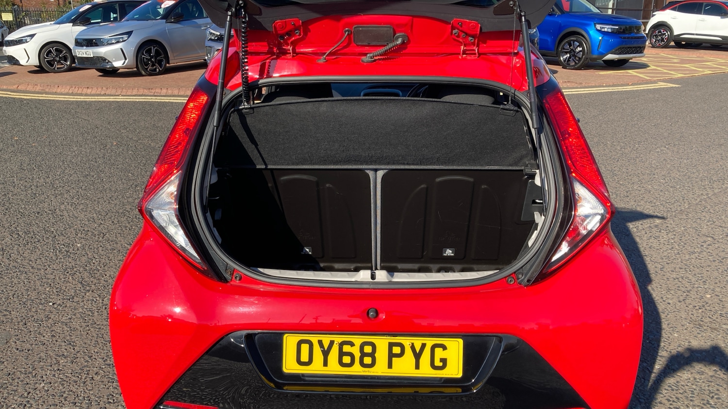 Used Toyota AYGO 2018 for sale - 76228136: Photo 35