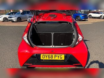 Used Toyota AYGO 2018 for sale - 76228136: Photo