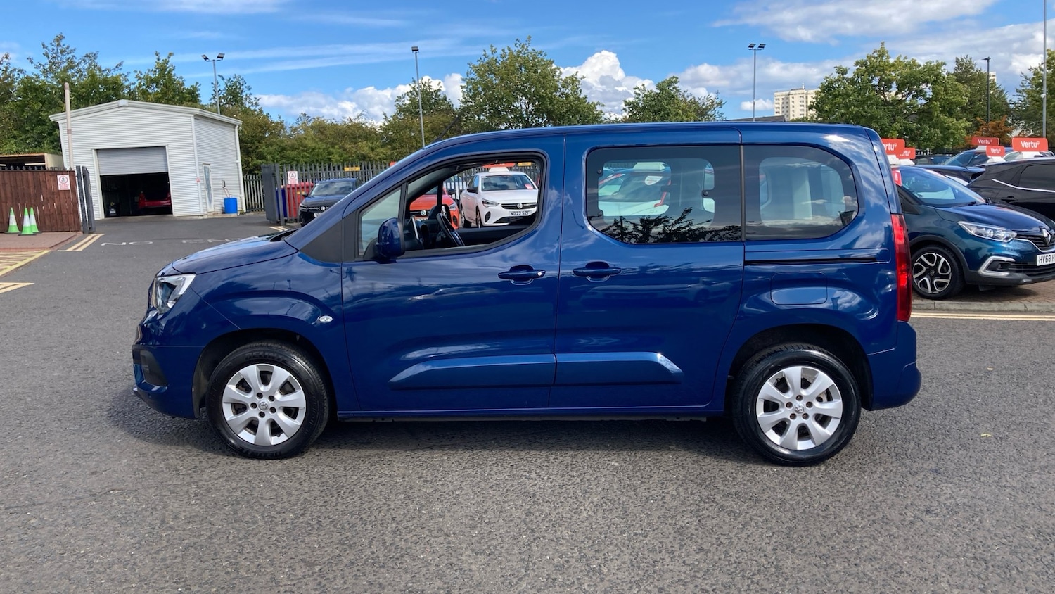 Vehicle 29