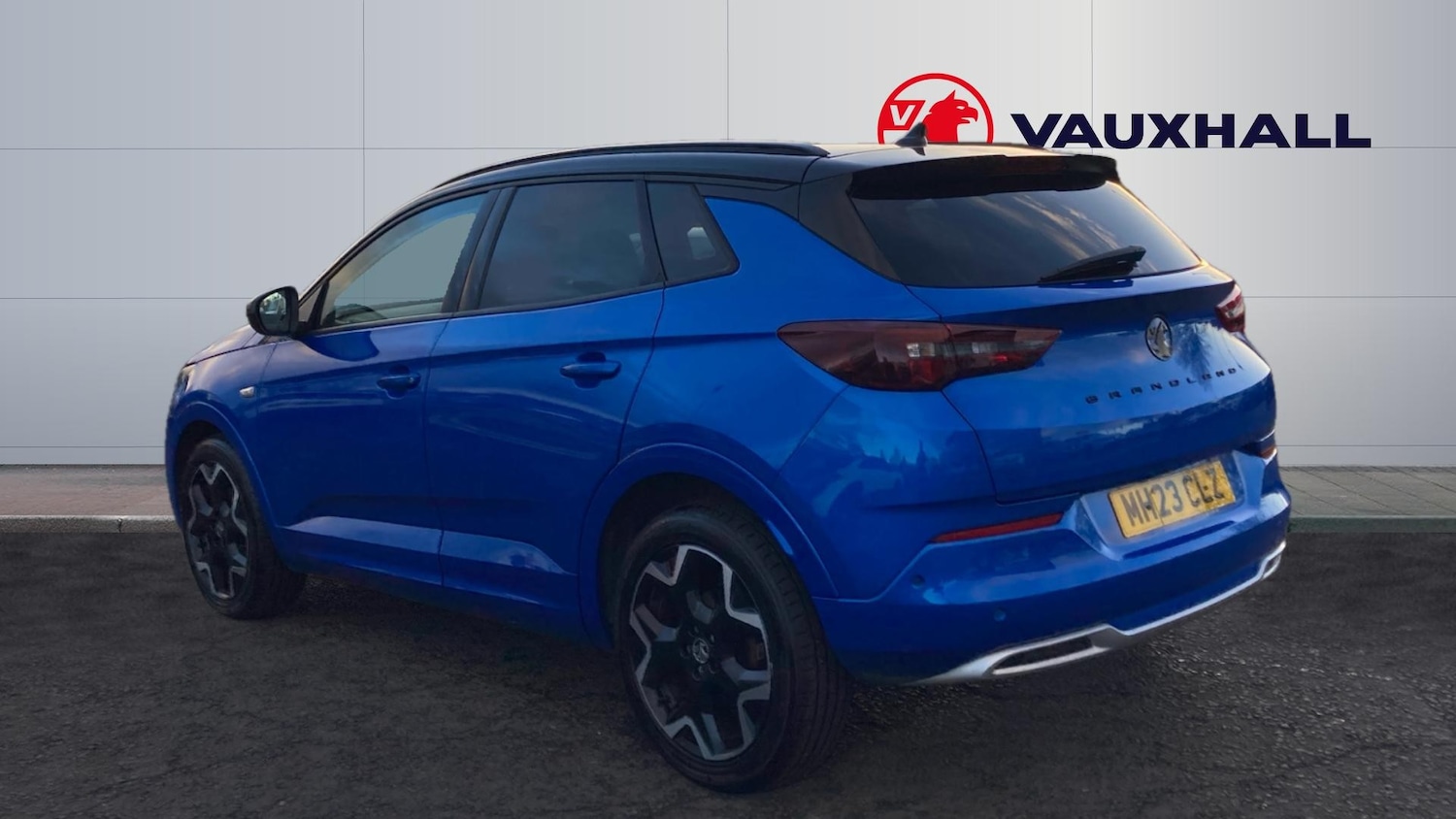 Used Vauxhall Grandland 2023 for sale - 76687086: Photo 2