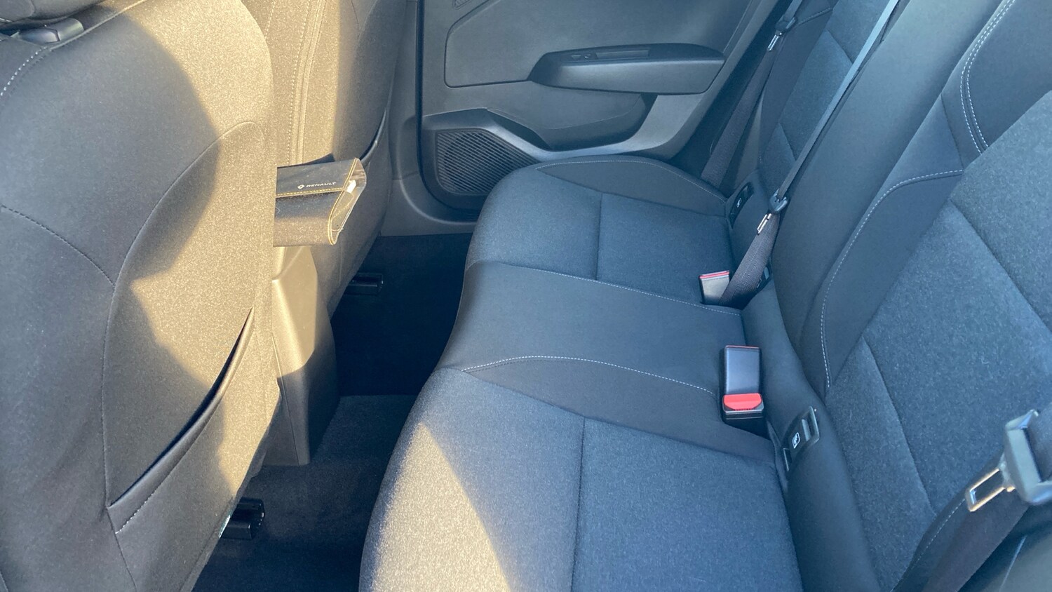 Used Renault Clio 2021 for sale - 76497201: Photo 16