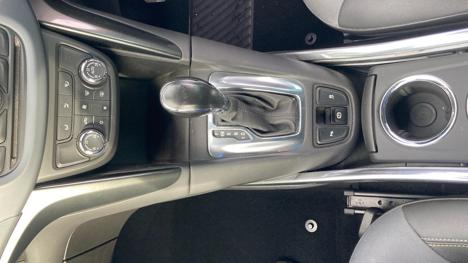 Used Vauxhall Zafira Tourer 2014 for sale - 76228135: Photo 26