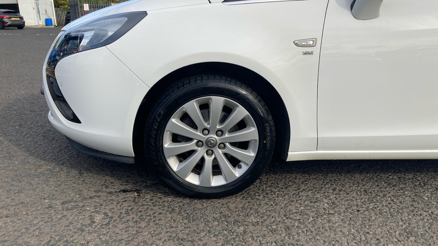 Used Vauxhall Zafira Tourer 2014 for sale - 76228135: Photo 30