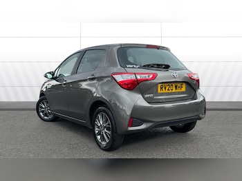 Used Toyota Yaris 2020 for sale - 79124786: Photo