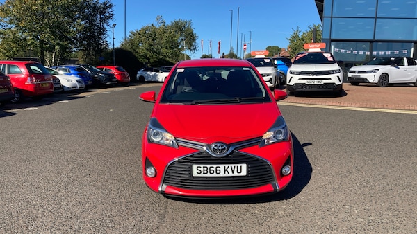 Used Toyota Yaris 2016 for sale - 76026989: Photo 37