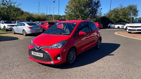 Used Toyota Yaris 2016 for sale - 76026989: Photo 38