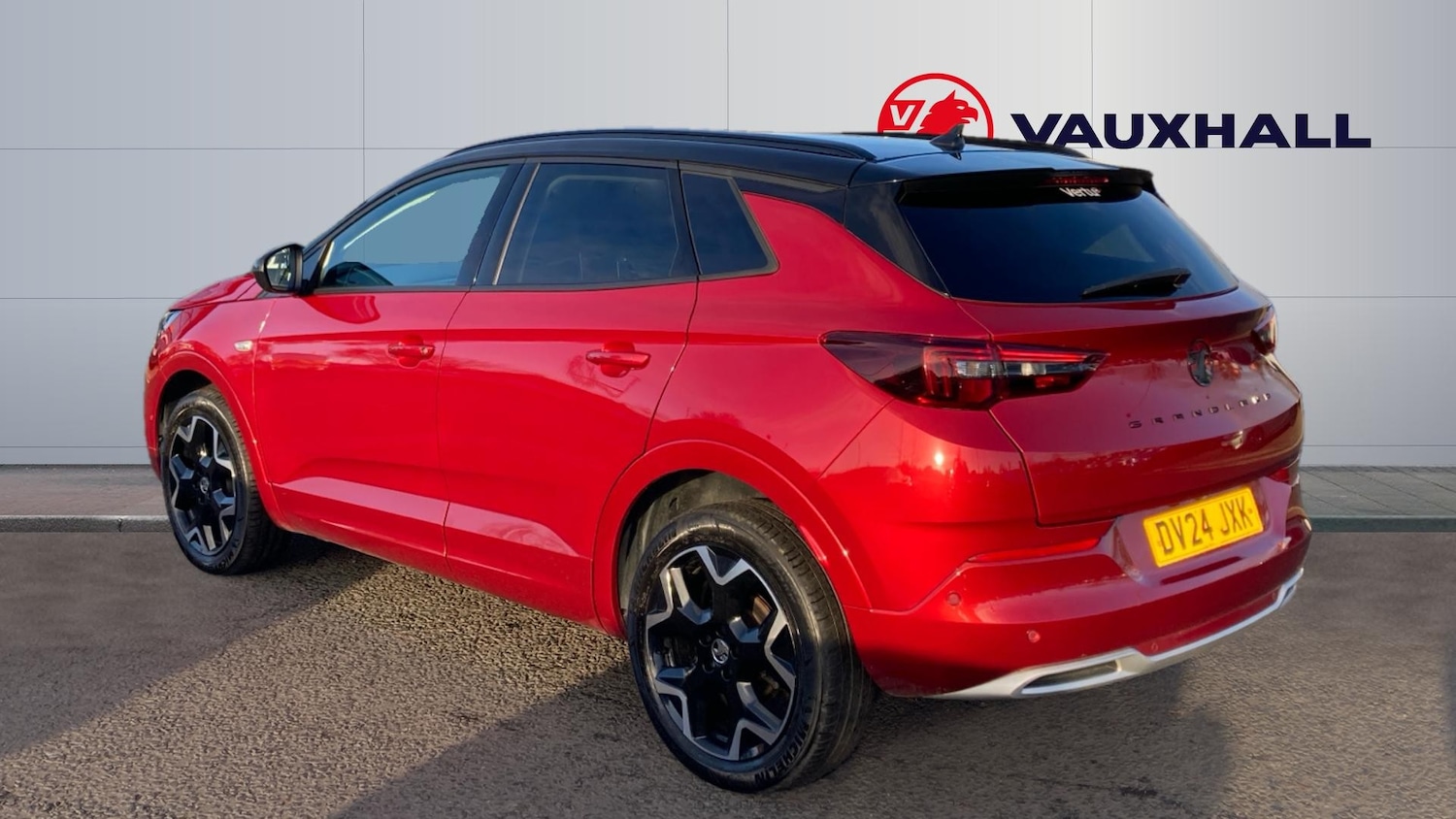 Used Vauxhall Grandland 2024 for sale - 76580637: Photo 2
