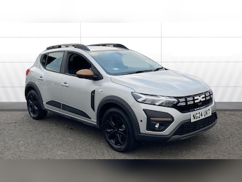 2024 (24) - 1.0 TCe Extreme 5dr Bi Fuel Hatchback