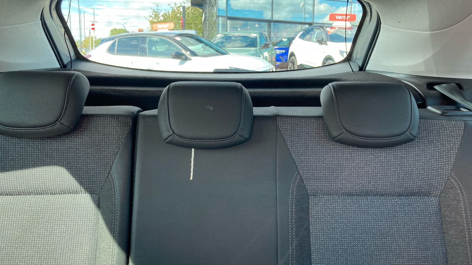 Used Vauxhall Crossland 2022 for sale - 75749583: Photo 15