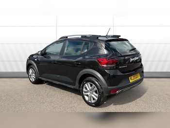 Used Dacia Sandero Stepway 2023 for sale - 78615773: Photo