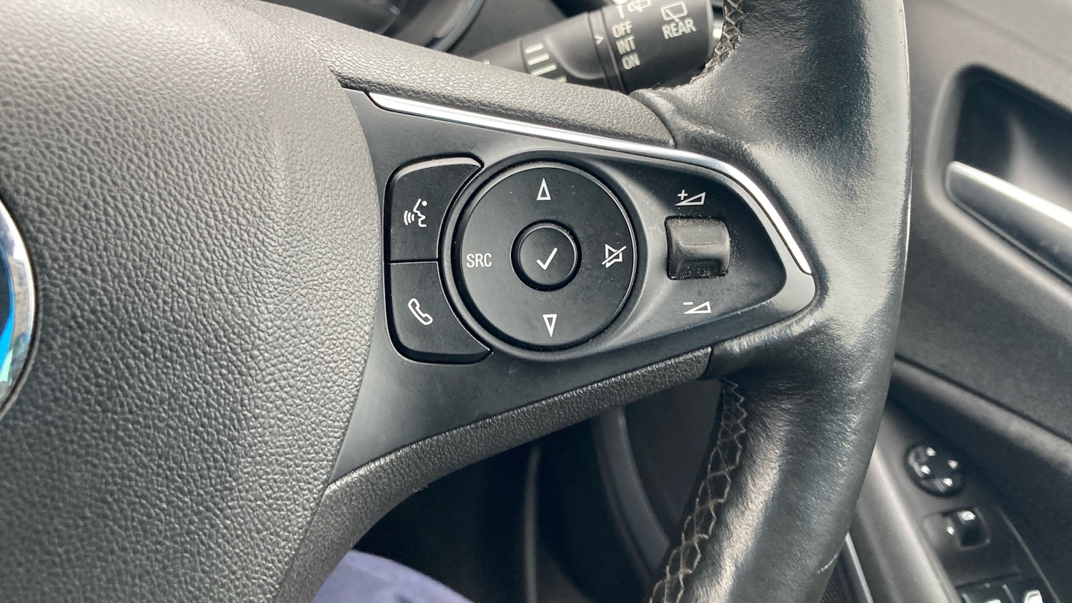 Used Vauxhall Crossland 2021 for sale - 77245459: Photo 38