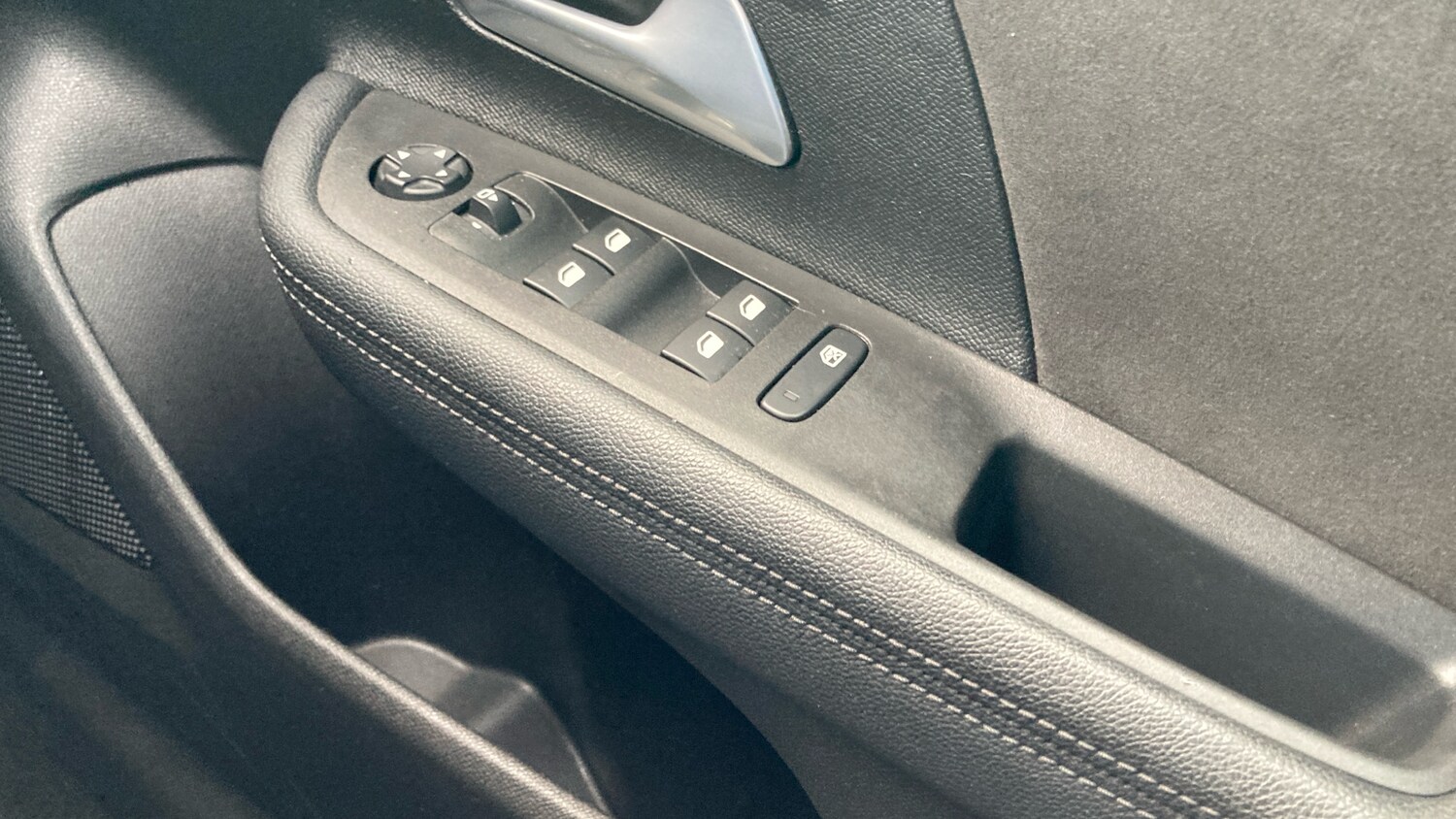 Used Vauxhall Mokka 2022 for sale - 76687083: Photo 43