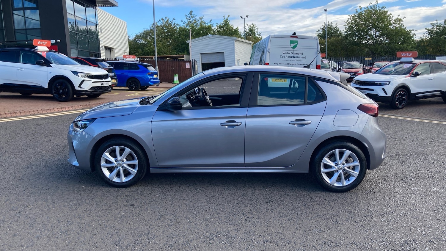 Vehicle 29