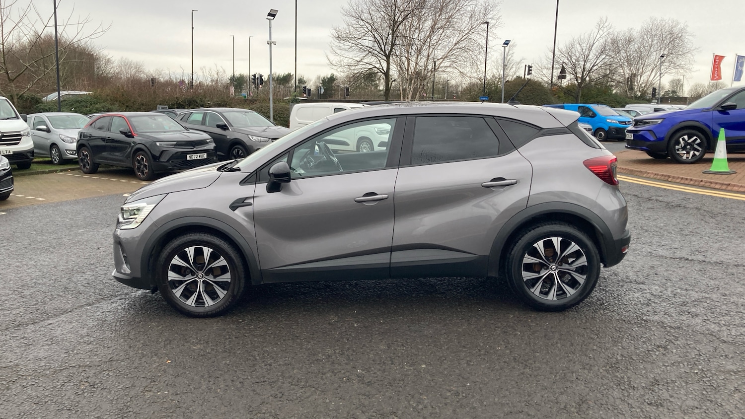 Used Renault Captur 2022 for sale - 77033362: Photo 29