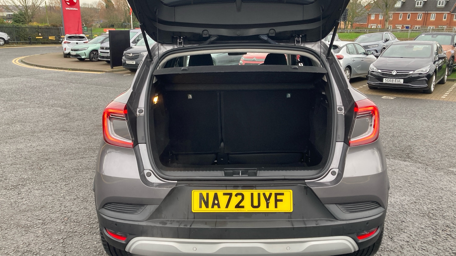 Used Renault Captur 2022 for sale - 77033362: Photo 4