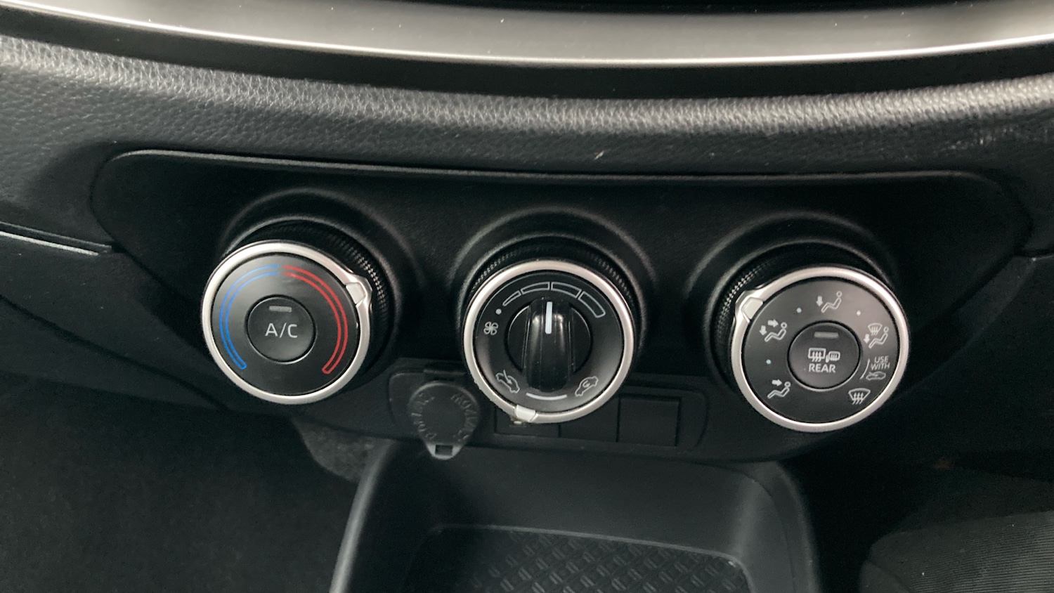 Used Toyota Aygo X 2023 for sale - 77732308: Photo 35