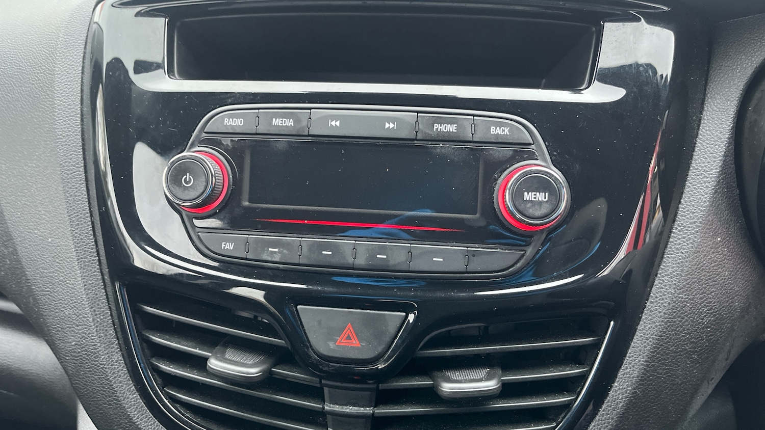 Used Vauxhall Viva 2016 for sale - 76687084: Photo 12