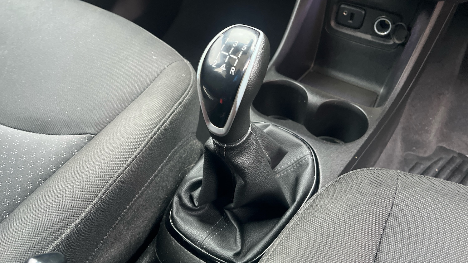 Used Vauxhall Viva 2016 for sale - 76687084: Photo 13