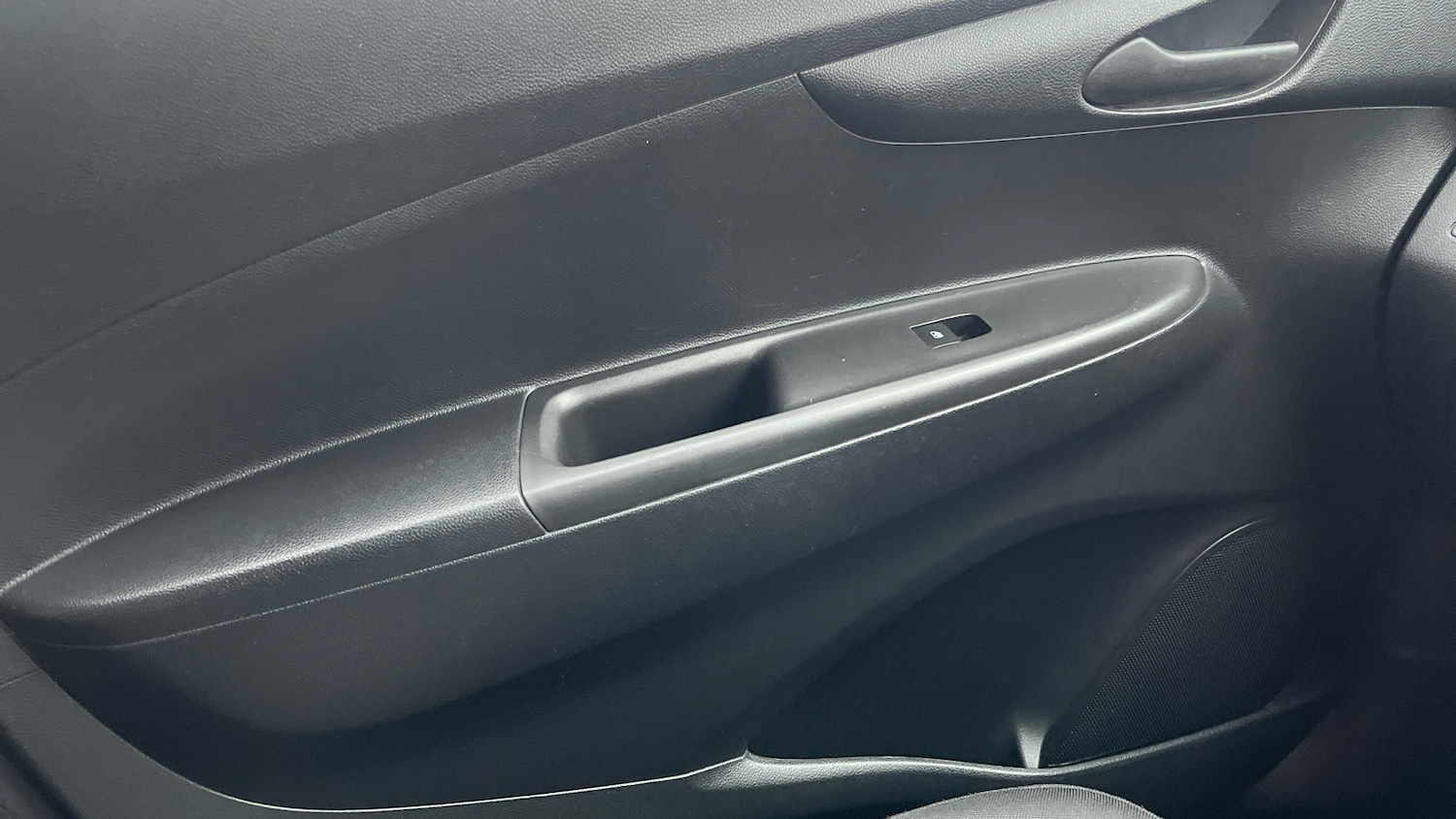 Used Vauxhall Viva 2016 for sale - 76687084: Photo 24