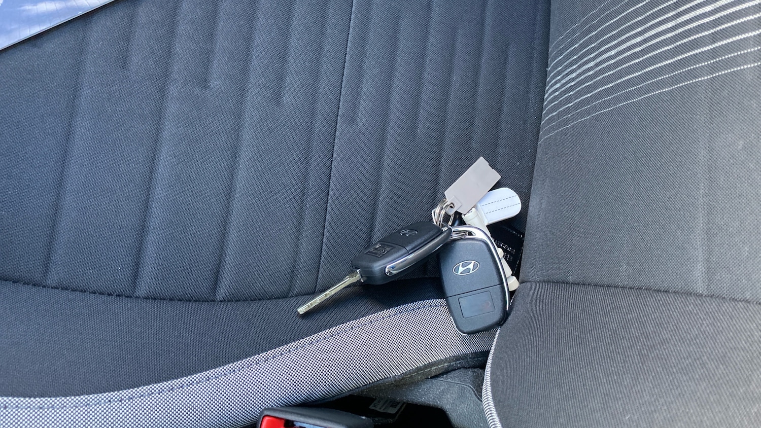 Used Hyundai i10 2024 for sale - 77851189: Photo 20