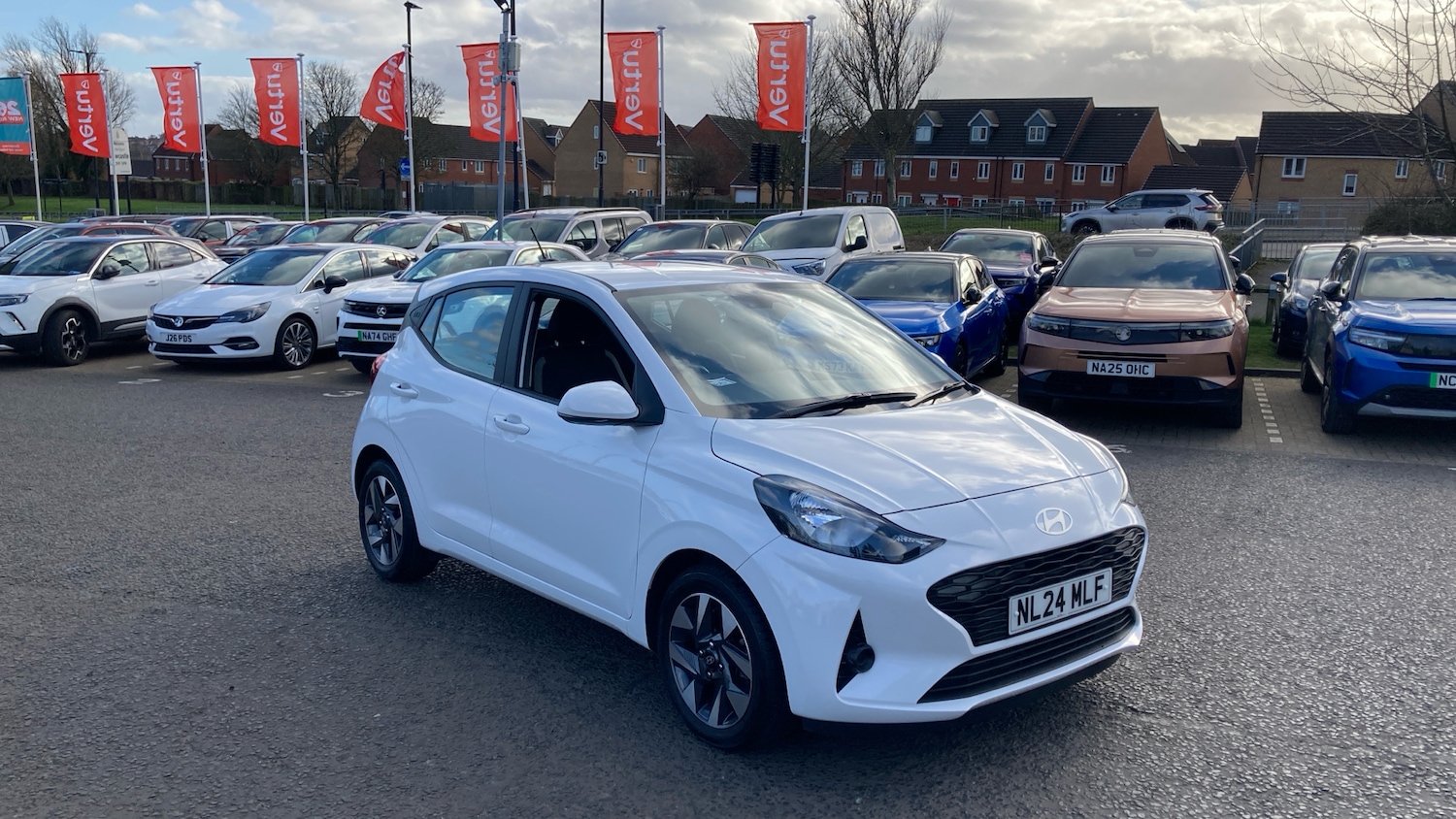 Used Hyundai i10 2024 for sale - 77851189: Photo 42