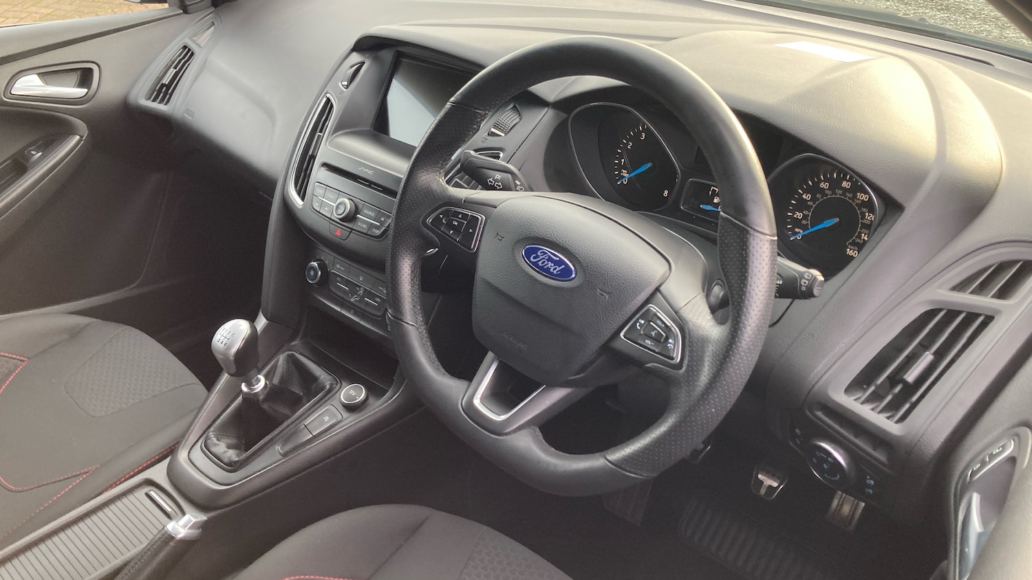 Used Ford Focus 2018 for sale - 76817415: Photo 11