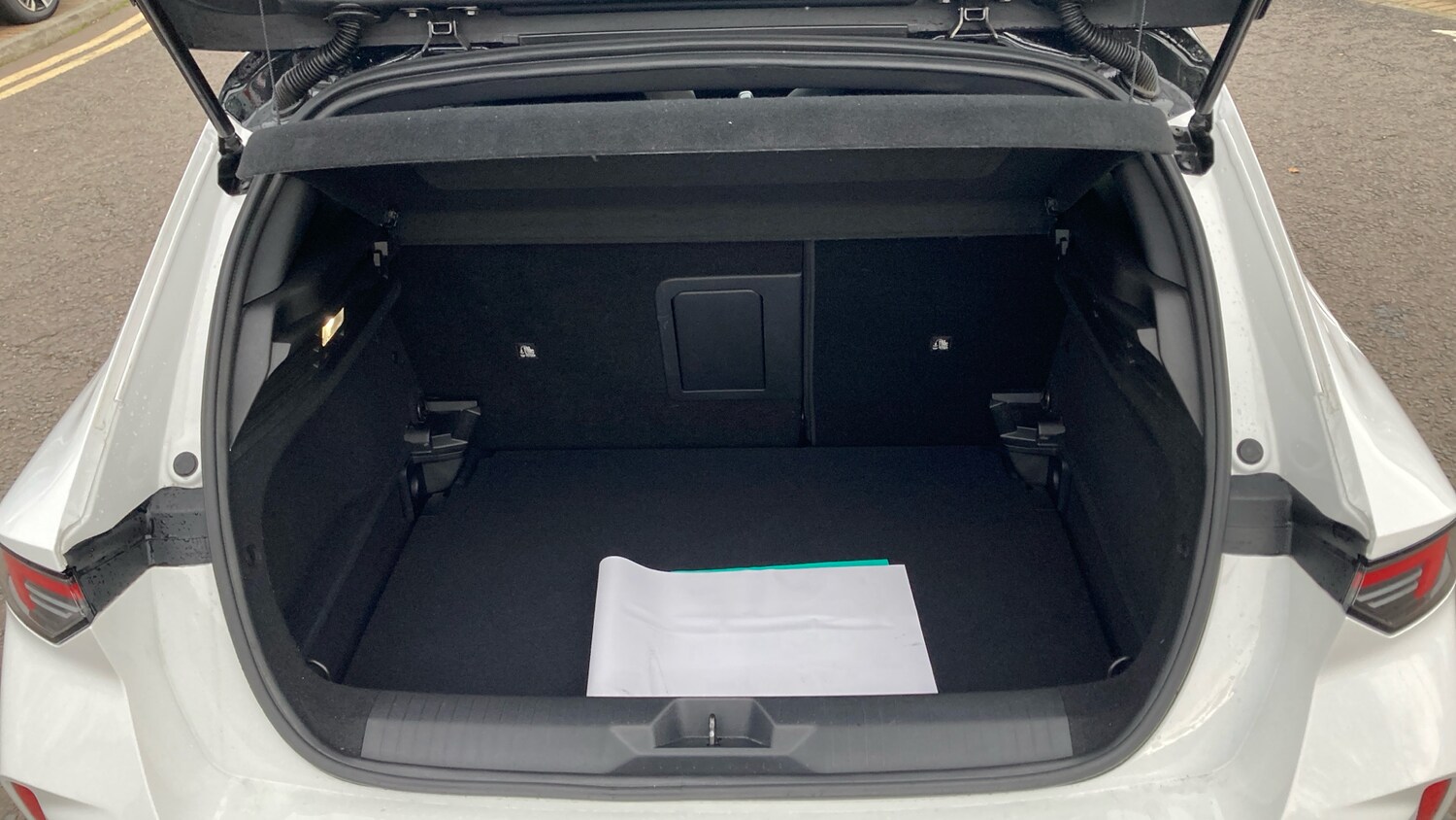 Used Vauxhall Astra 2025 for sale - 76477778: Photo 4