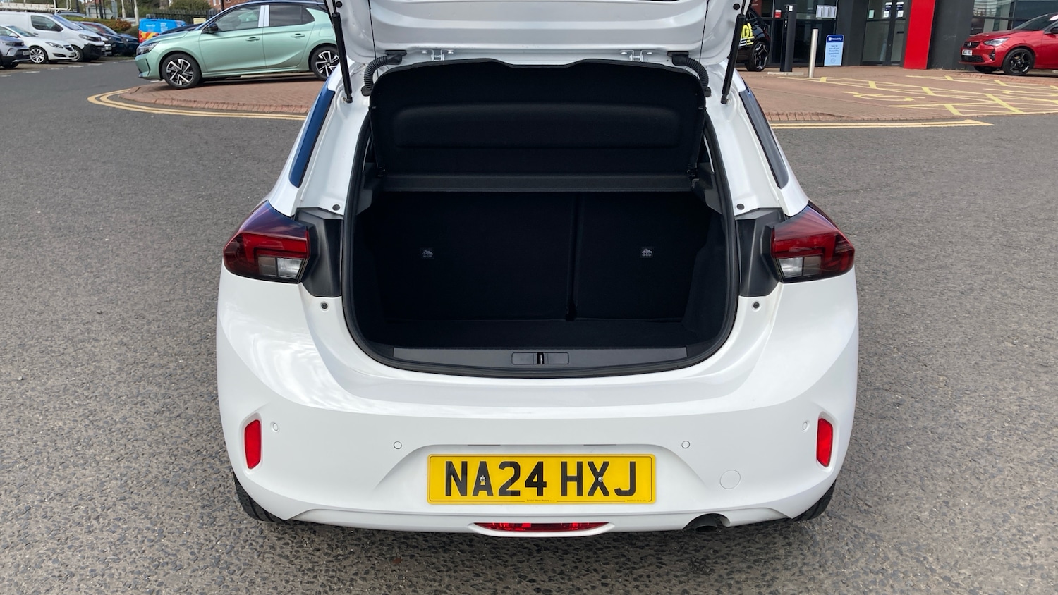 Used Vauxhall Corsa 2024 for sale - 78182722: Photo 4