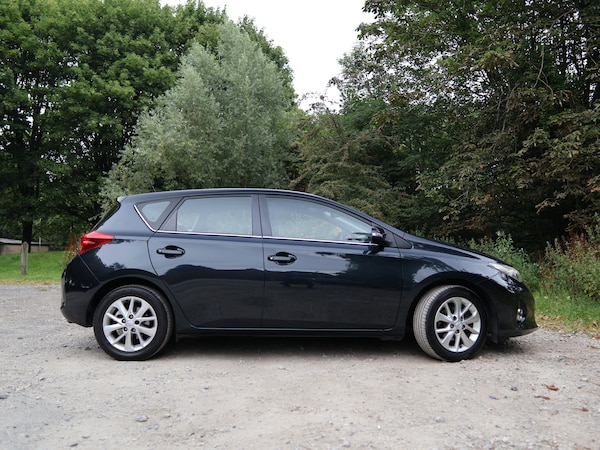 Used Toyota Auris 2014 for sale - 75330000: Photo 6