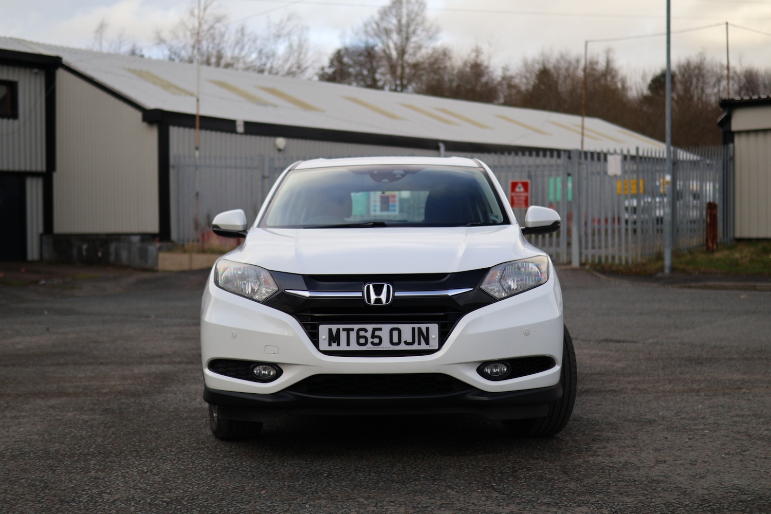 Used Honda HR-V 2015 for sale - 78166685: Photo 2