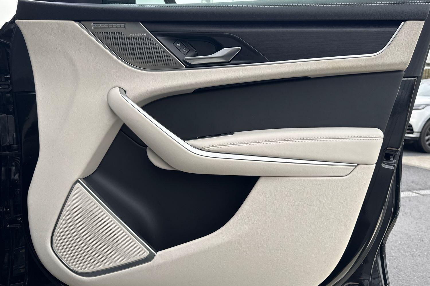 Used Jaguar F-Pace 2024 for sale - 76550904: Photo 21