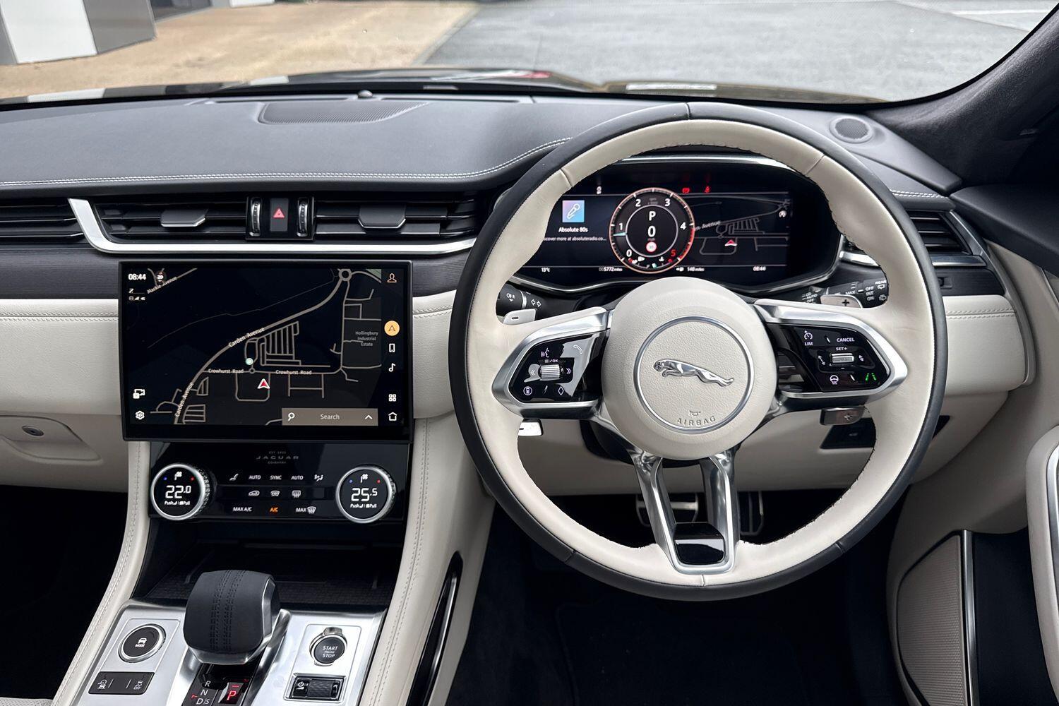 Used Jaguar F-Pace 2024 for sale - 76550904: Photo 28