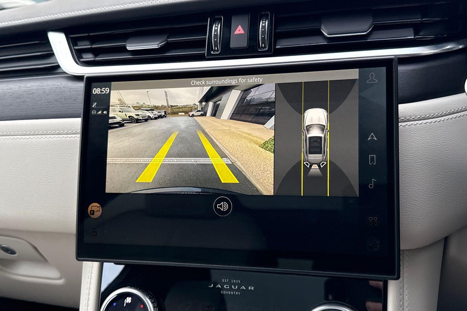 Used Jaguar F-Pace 2024 for sale - 76550904: Photo 4