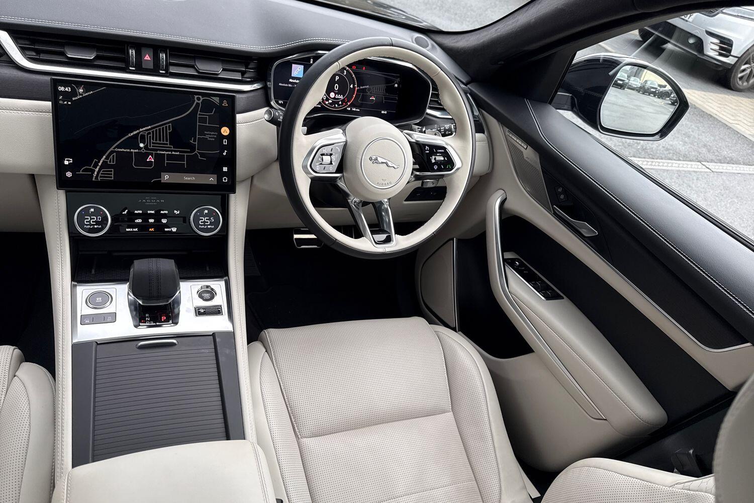 Used Jaguar F-Pace 2024 for sale - 76550904: Photo 49