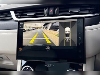 Used Jaguar F-Pace 2024 for sale - 76550904: Photo