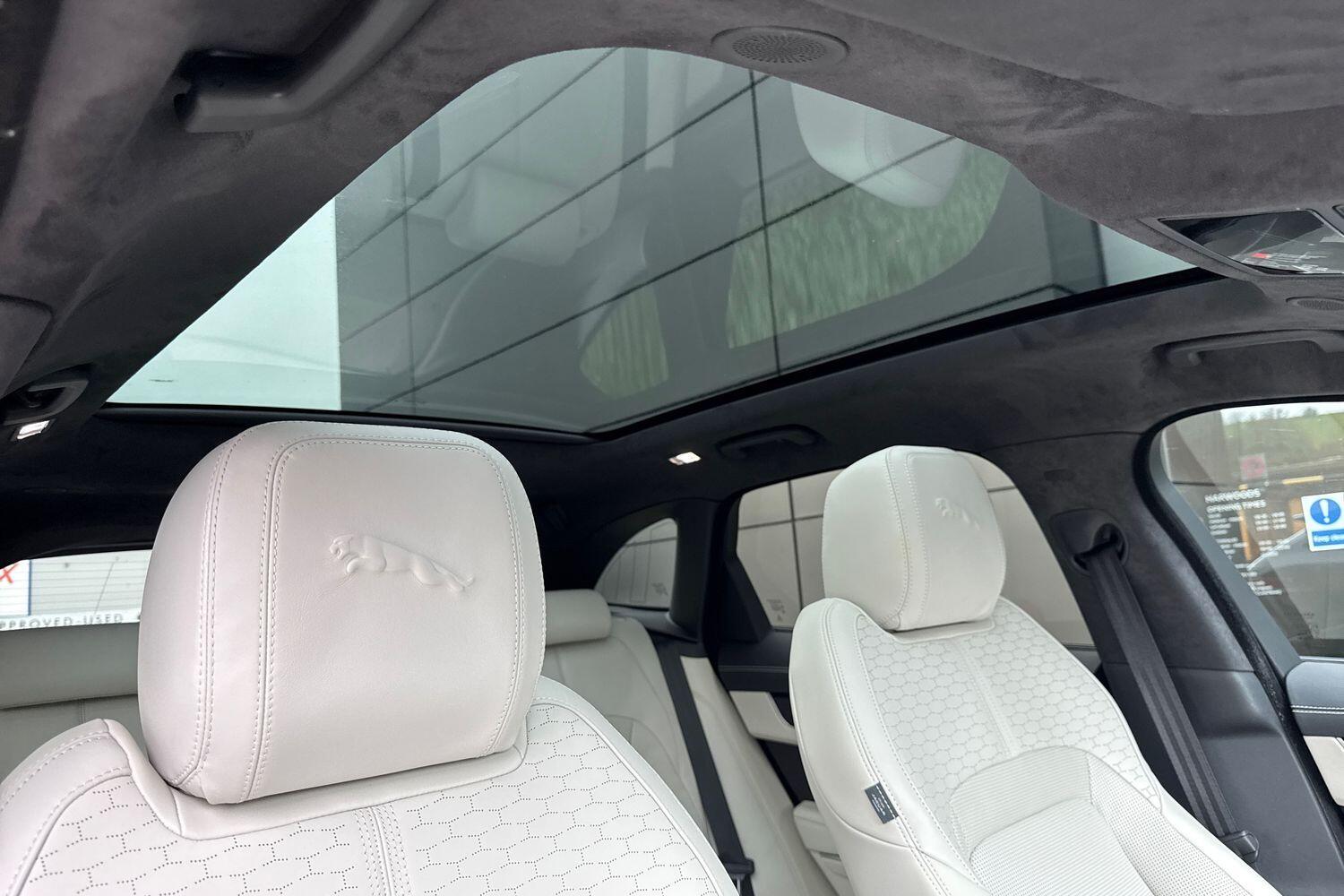 Used Jaguar F-Pace 2024 for sale - 76550904: Photo 9