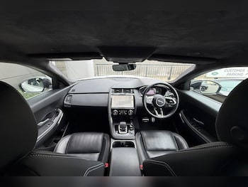 Used Jaguar E-Pace 2021 for sale - 76084336: Photo 3