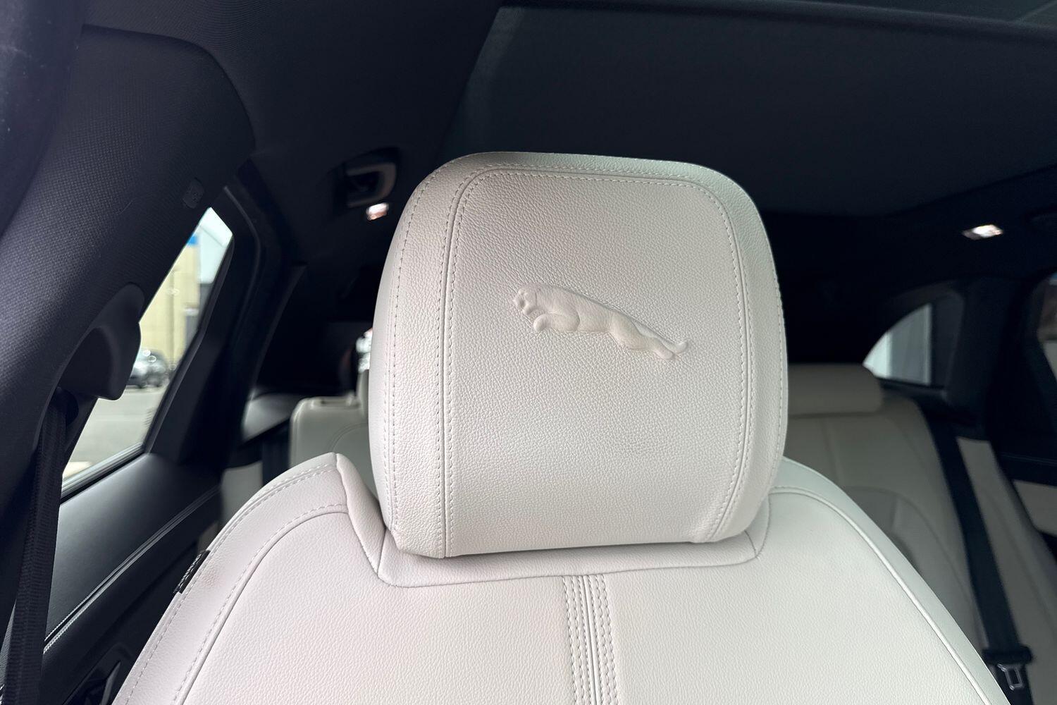 Used Jaguar F-Pace 2023 for sale - 76136607: Photo 15