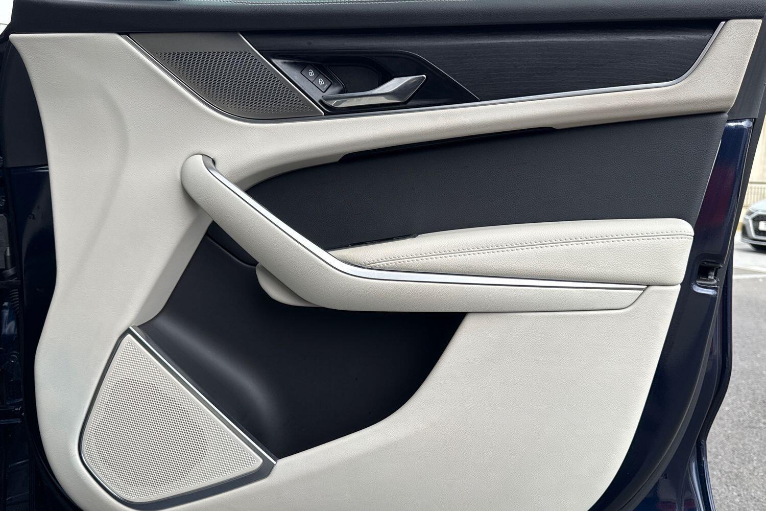 Used Jaguar F-Pace 2023 for sale - 76136607: Photo 16