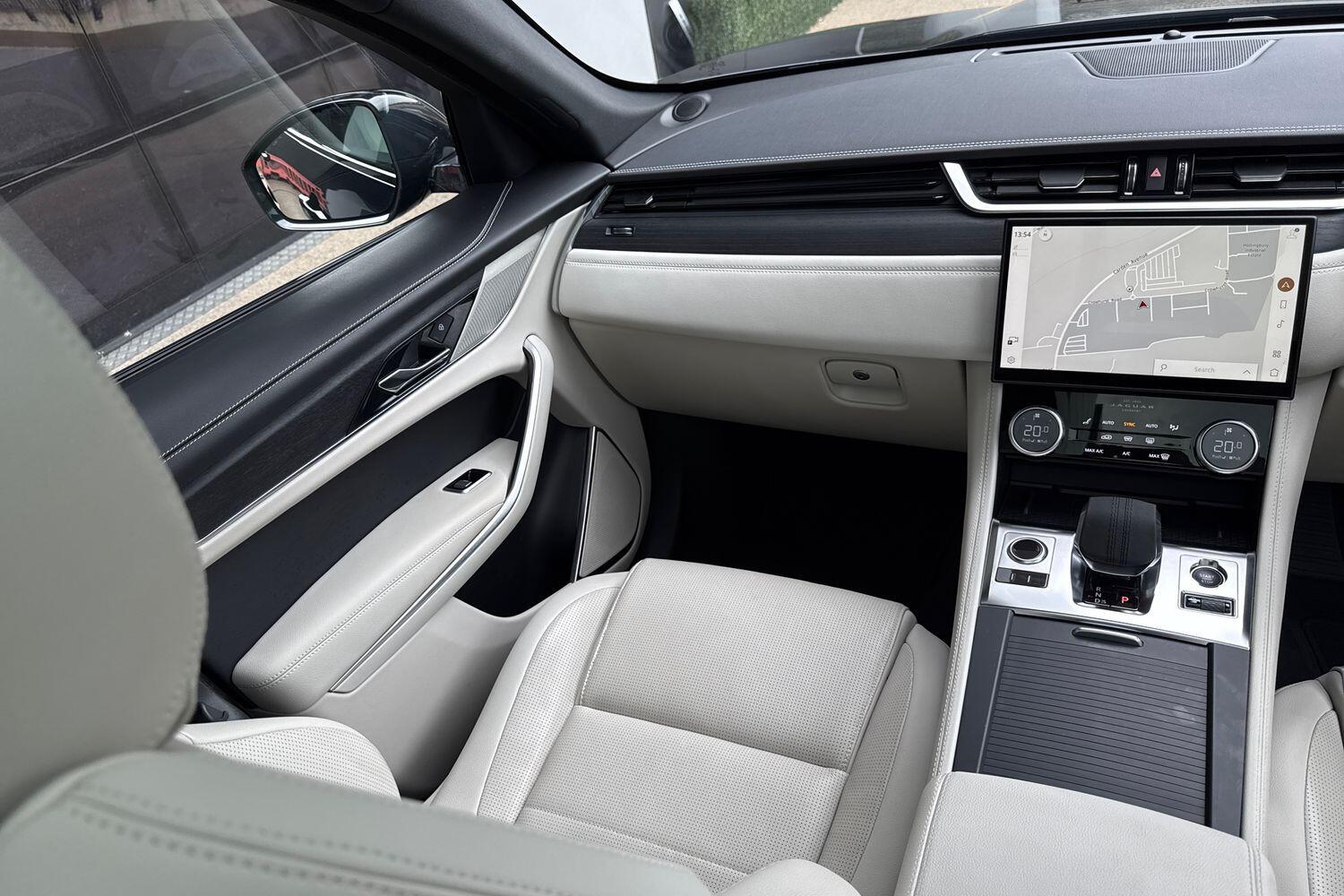Used Jaguar F-Pace 2023 for sale - 76136607: Photo 39