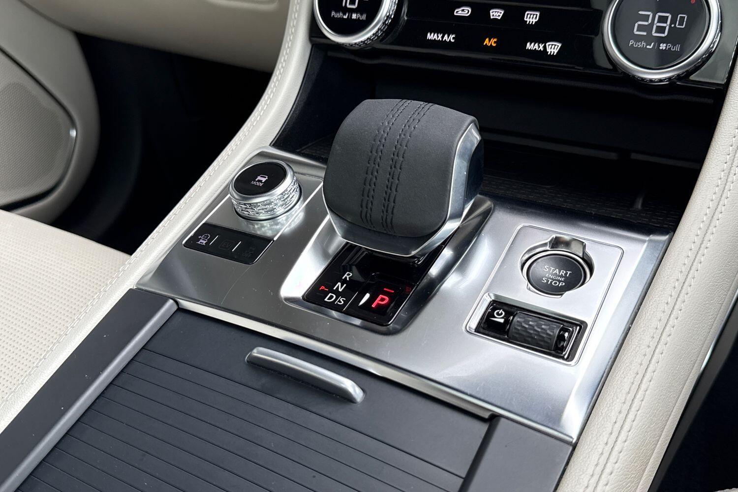Used Jaguar F-Pace 2023 for sale - 76136607: Photo 57