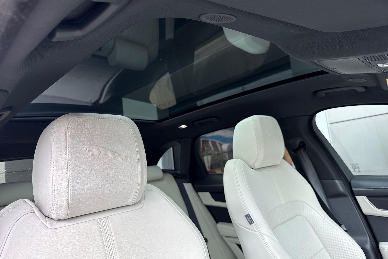 Used Jaguar F-Pace 2023 for sale - 76136607: Photo 9
